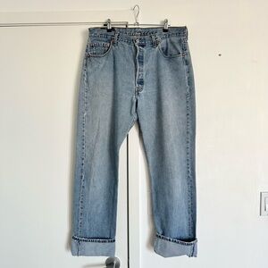 Holy grail light wash Levi’s 501s